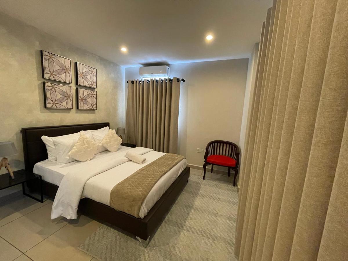The Gallery Suites By Olive Gold 아크라 외부 사진