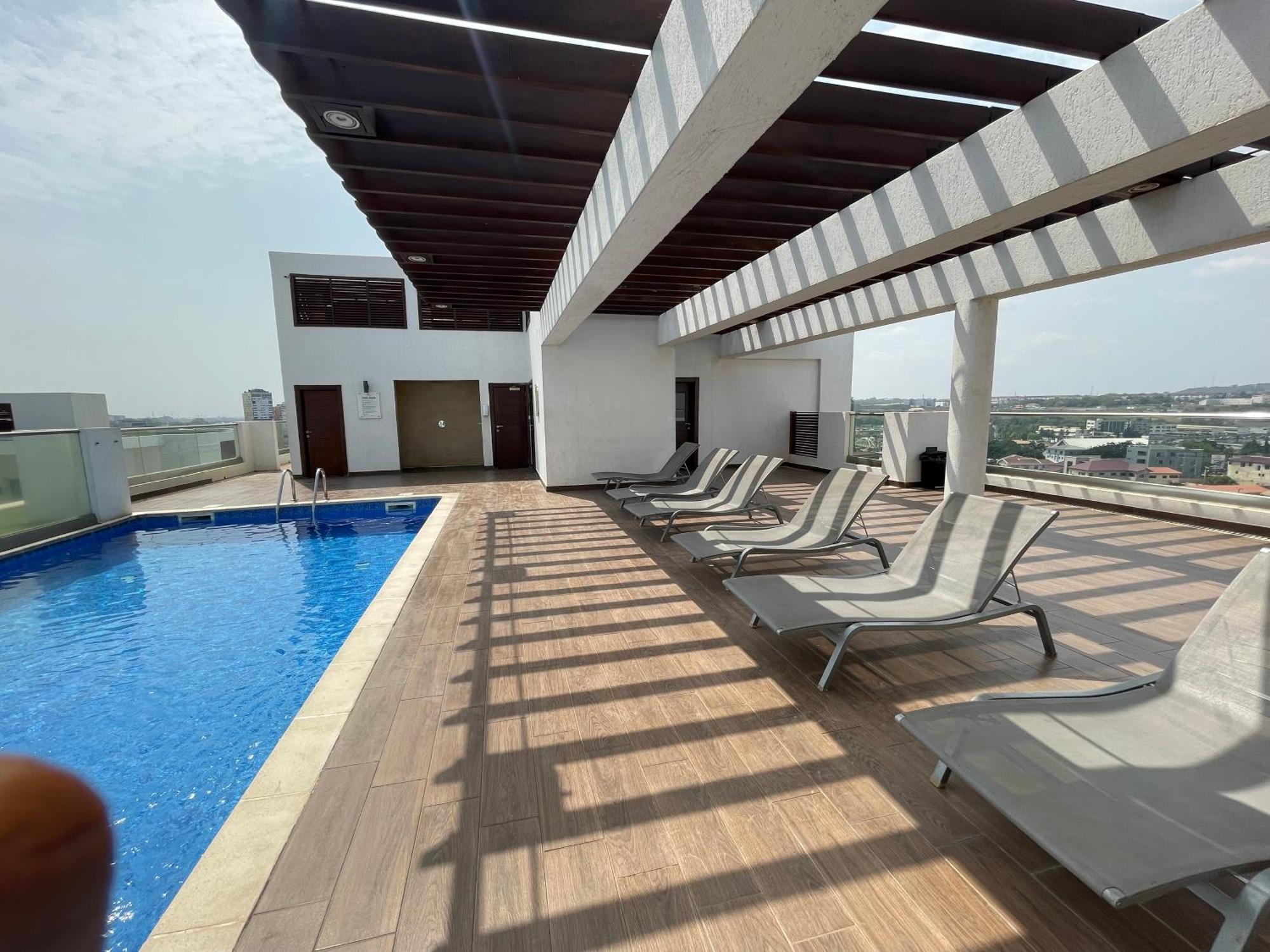 The Gallery Suites By Olive Gold 아크라 외부 사진