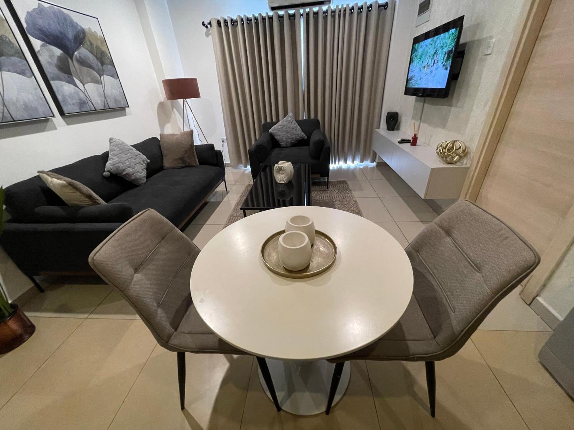 The Gallery Suites By Olive Gold 아크라 외부 사진